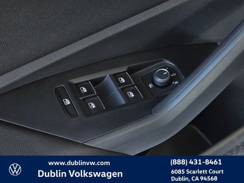 Used 2021 Volkswagen Jetta S w/ Driver Assistance Package image 11