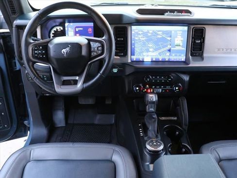 Used 2024 Ford Bronco Outer Banks image 18