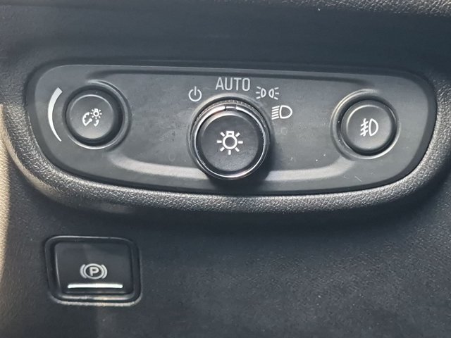 Certified 2023 GMC Terrain SLT FWD image 17