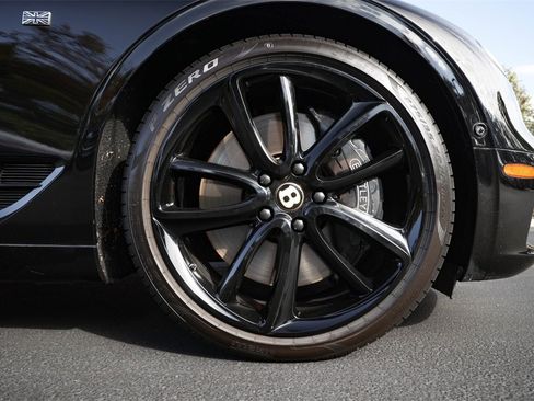 Used 2020 Bentley Continental GT V8 First Edition image 13