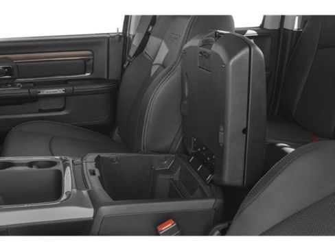 Used 2015 RAM 1500 Laramie w/ Convenience Group image 18