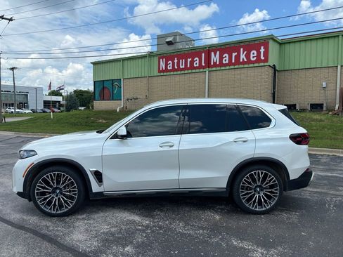 Used 2025 BMW X5 xDrive40i AWD/4WD image 6