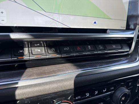 Used 2023 Chevrolet Silverado 1500 LTZ w/ LTZ Premium Package image 37