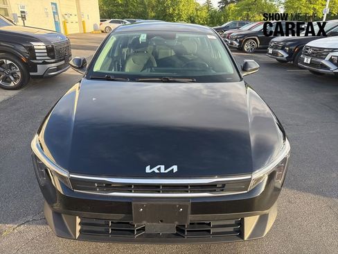 Used 2025 Kia K4 FWD image 1