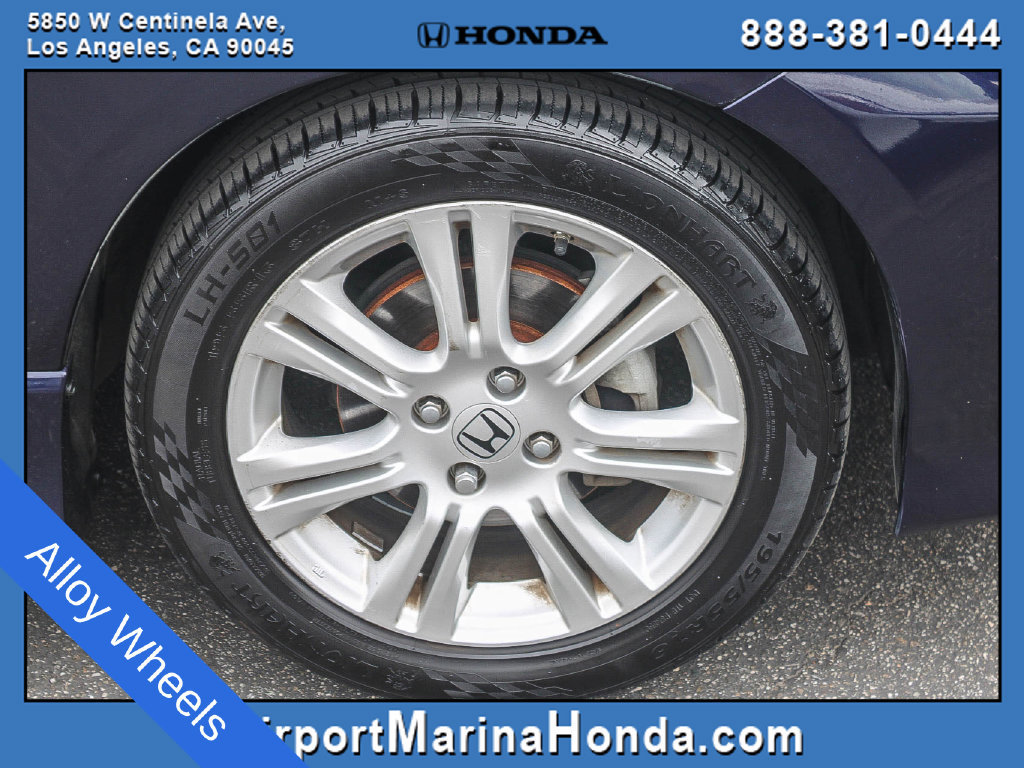 Used 2010 Honda Fit Sport image 16