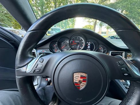 Used 2015 Porsche Panamera AWD/4WD image 17