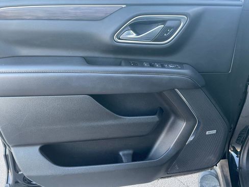 Used 2022 Chevrolet Tahoe Z71 image 9