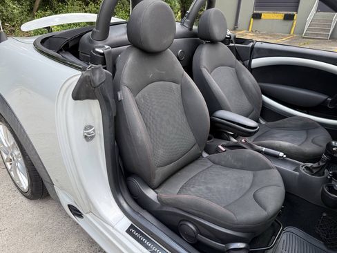 Used 2013 MINI Cooper Roadster S FWD image 10