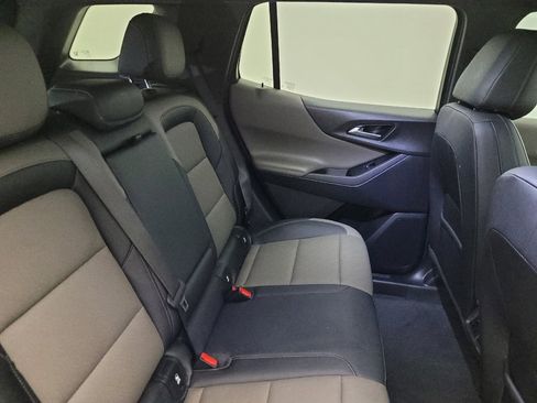 Used 2025 Chevrolet Equinox LT w/ Convenience Package II image 19