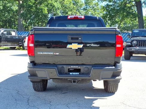 Used 2019 Chevrolet Colorado W/T w/ WT Convenience Package AWD/4WD image 6
