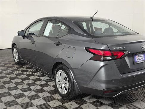 Used 2025 Nissan Versa S FWD image 6