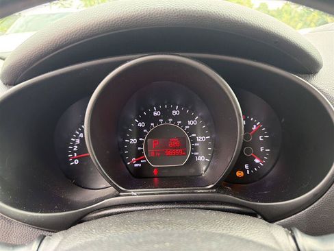 Used 2016 Kia Soul FWD image 9