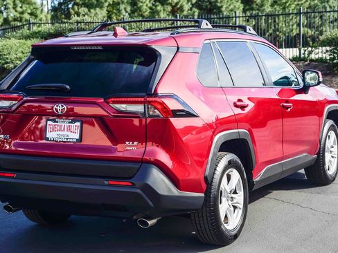 Certified 2021 Toyota RAV4 XLE image 7