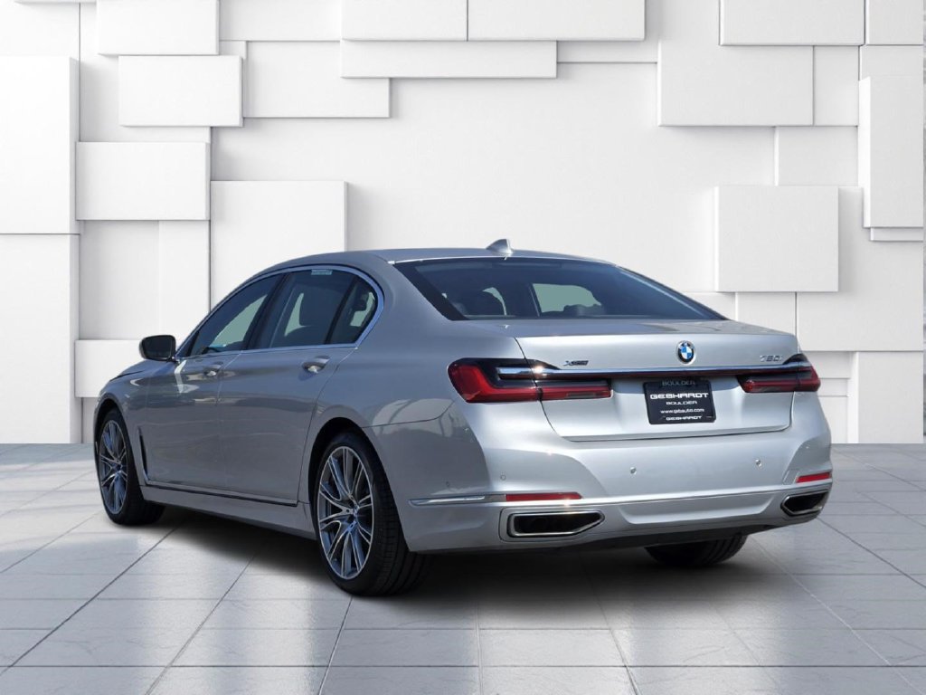 Used 2020 BMW 750i xDrive w/ Executive Package AWD/4WD image 5