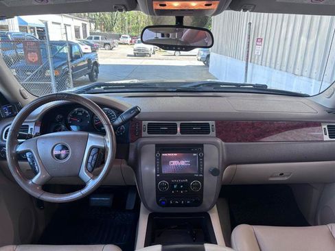Used 2014 GMC Sierra 2500 SLT w/ SLT Convenience Package AWD/4WD image 24