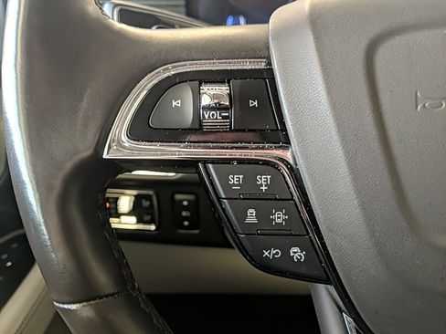 Certified 2022 Lincoln Navigator L Black Label image 18