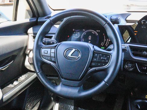 Certified 2025 Lexus UX 300h FWD w/ Accessory Package (Z2) image 16