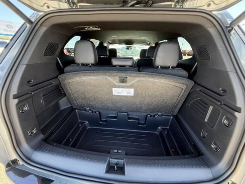 New 2026 Buick Enclave Sport Touring FWD image 38