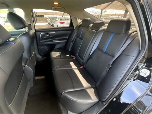 Used 2018 Nissan Altima 2.5 SR w/ SR Midnight Edition FWD image 18