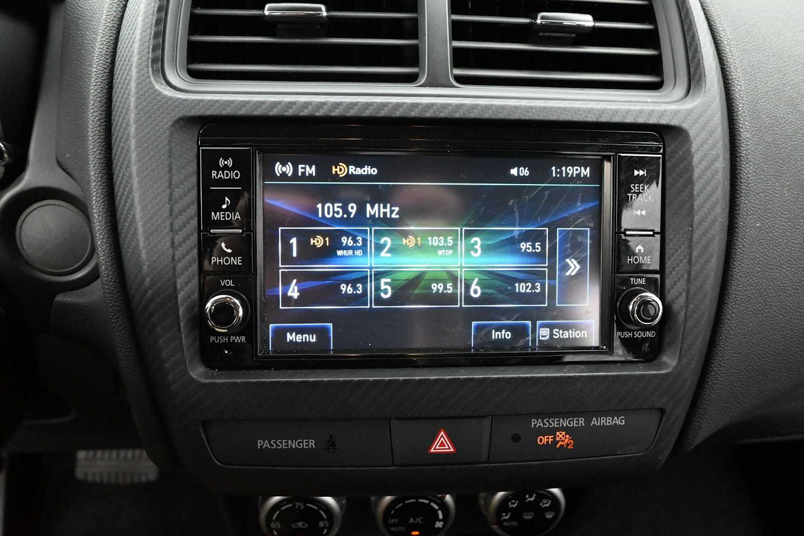 Used 2025 Mitsubishi Outlander Sport ES AWD/4WD image 16