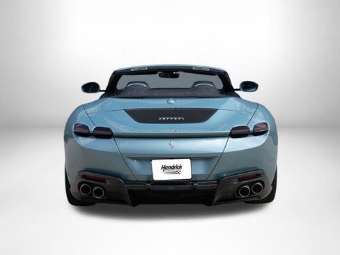 Used 2024 Ferrari Roma Spider RWD image 9