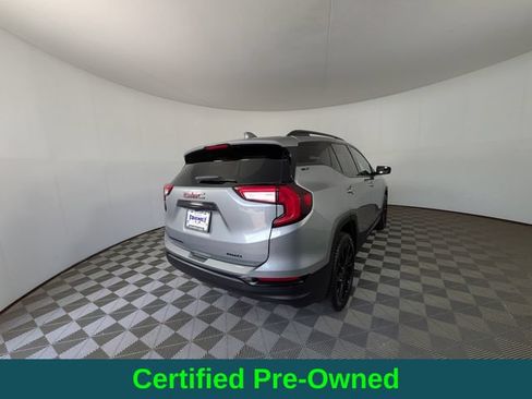 Used 2023 GMC Terrain SLT w/ Elevation Edition AWD/4WD image 4