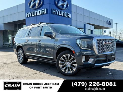 Used 2021 GMC Yukon XL Denali w/ Denali Premium Package AWD/4WD image 1