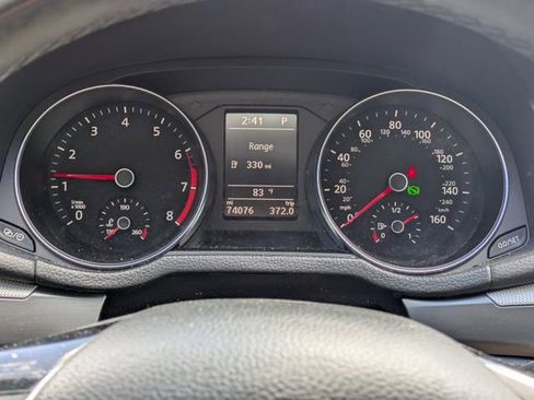 Used 2017 Volkswagen Passat 1.8T R-Line image 19