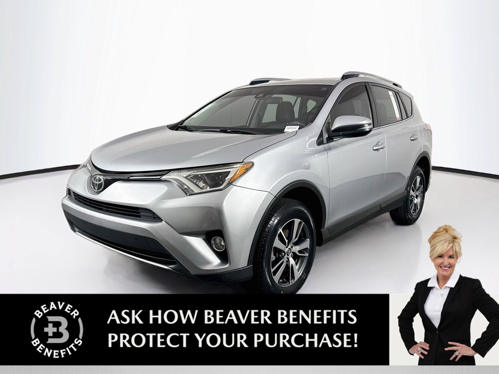 Used 2018 Toyota RAV4 XLE FWD image 1