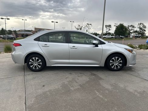 Used 2022 Toyota Corolla LE FWD image 8
