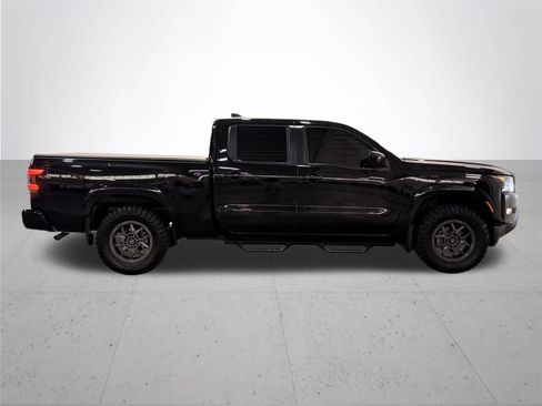 Used 2022 Nissan Frontier SV w/ Technology Package AWD/4WD image 9