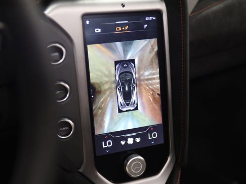 Used 2026 McLaren 750S Spider RWD image 31