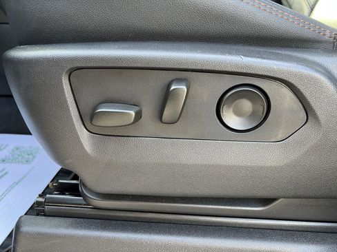 Used 2024 GMC Sierra 2500 AT4 w/ AT4 Preferred Package image 22