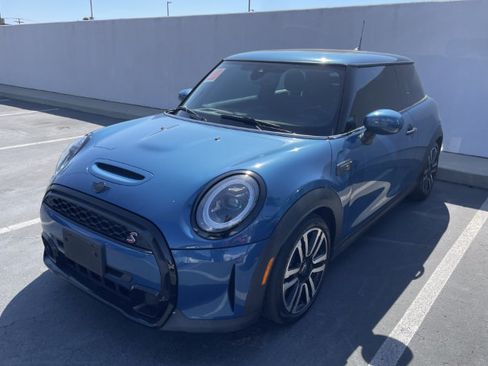 Used 2023 MINI Cooper S FWD image 1