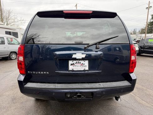 Used 2007 Chevrolet Suburban LTZ w/ LTZ Preferred Equipment Group image 10