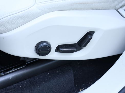 Used 2022 Volvo XC90 T6 Momentum w/ Advanced Package image 31