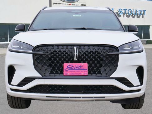 Used 2025 Lincoln Aviator Reserve w/ Jet Appearance Package image 14