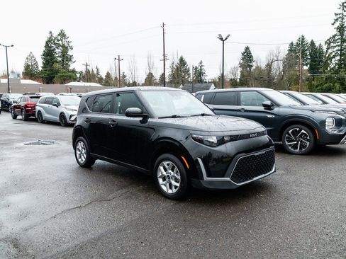 Used 2024 Kia Soul LX w/ Option Group 015 image 26