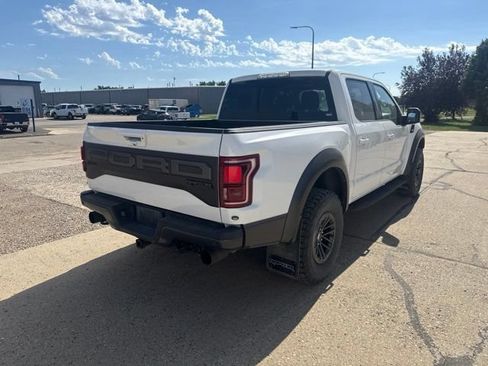 Used 2019 Ford F150 Raptor w/ Equipment Group 802A Luxury AWD/4WD image 11