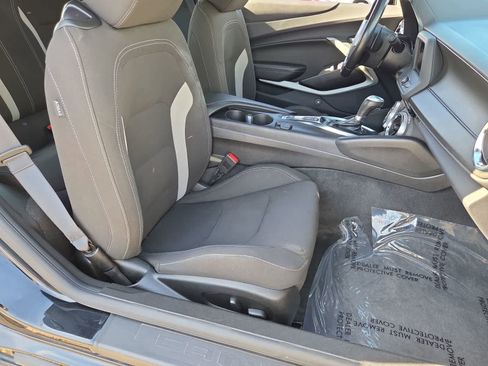 Used 2023 Chevrolet Camaro LT image 22