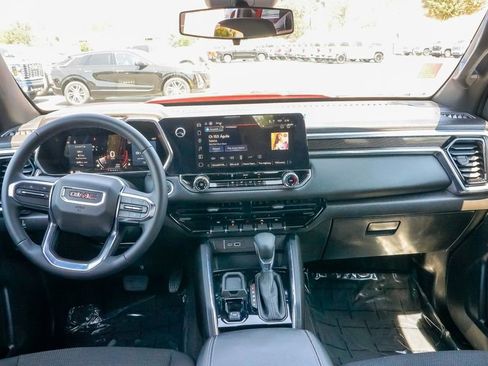 Used 2024 GMC Canyon Elevation w/ Trailering Package image 20