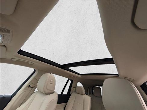 Used 2024 Mercedes-Benz GLS 450 4MATIC image 16