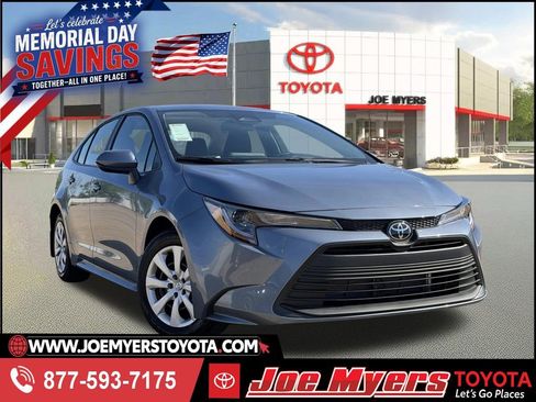 Certified 2026 Toyota Corolla LE FWD image 1
