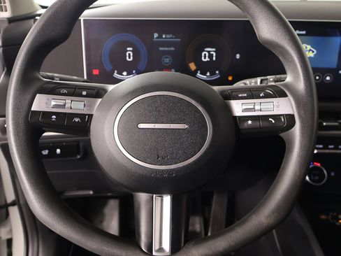 Used 2025 Hyundai Tucson SEL FWD image 3