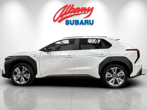 Used 2024 Subaru Solterra Limited image 8