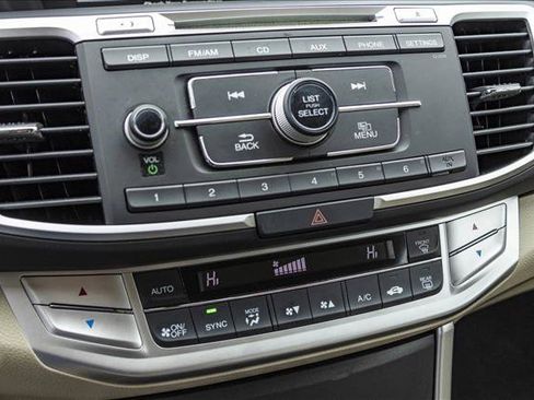 Used 2014 Honda Accord LX image 19