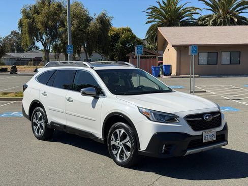 Used 2022 Subaru Outback Touring XT AWD/4WD image 6