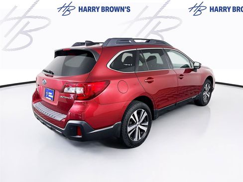 Used 2018 Subaru Outback 2.5i Limited AWD/4WD image 33