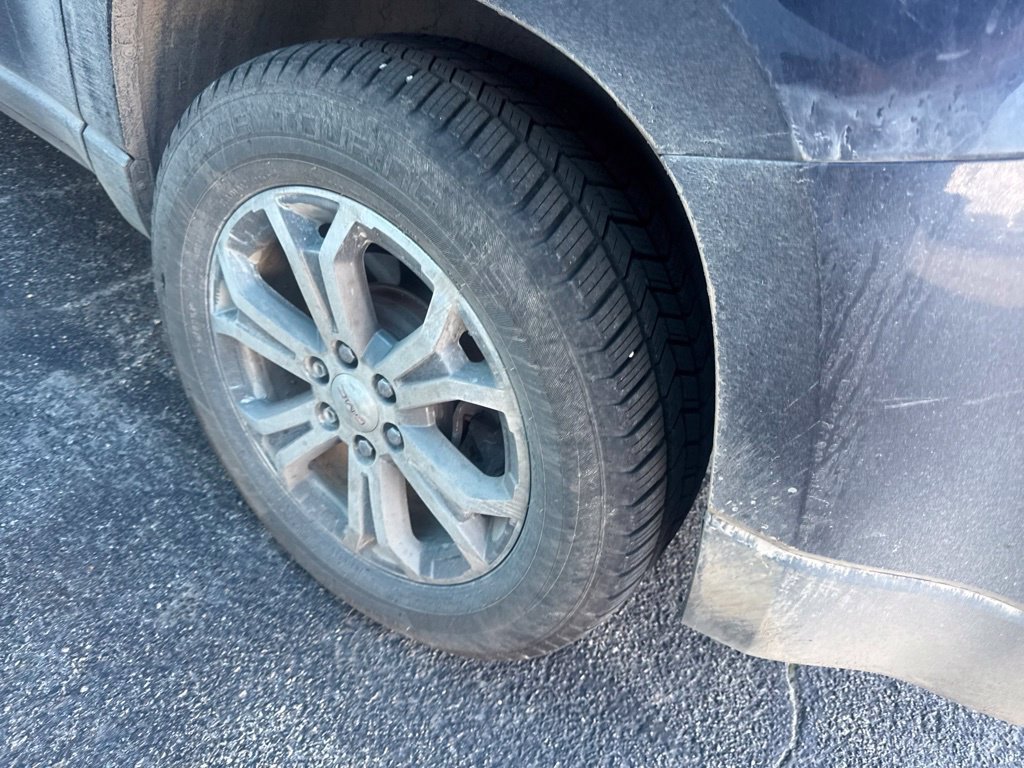 Used 2015 GMC Acadia SLT w/ Open Road Package FWD image 7