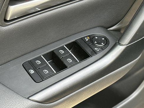 Certified 2025 MAZDA CX-50 AWD 2.5 S w/ Weather Package image 17